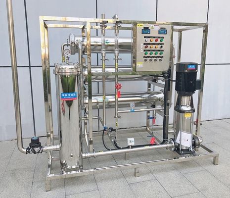 comprar Unidade de filtragem por osmose reversa de controlo automático elétrico com composto de aço inoxidável / fibra de vidro para purificação automática de água corrente Fabricação em linha