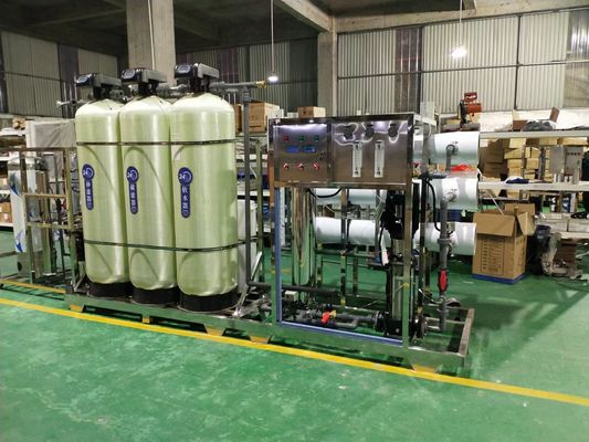 comprar Sistema de osmose inversa de controlo automático elétrico com construção de aço inoxidável para purificação automática de água corrente Fabricação em linha