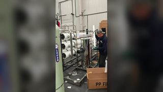 Sistema RO Industrial de Solução de Água Pura01